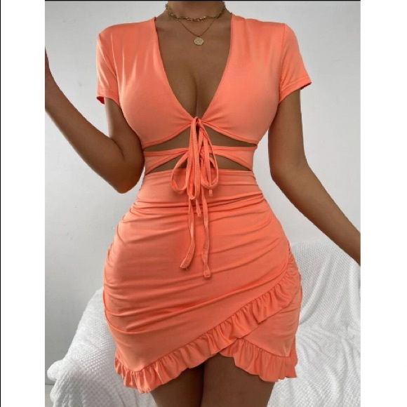 Boho tied cutout front wrap ruffle hem dress - Picture 6 of 6